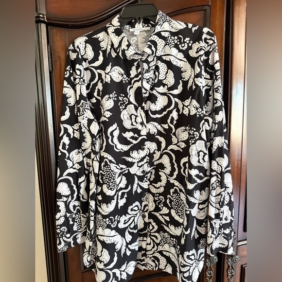 Chicos No Iron Shirt Collection 5 long Sleeve tunic length Sz L/2 - Picture 6 of 6